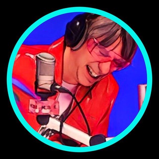 Логотип @rradioromashka - RADIOROMASHKA