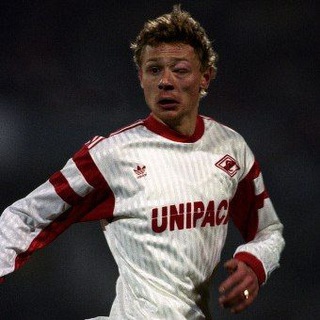 Логотип @rusfootball90s - rusfootball90s