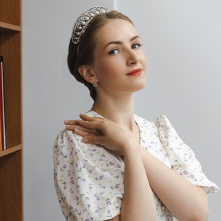 Логотип @rusroyal_family - Заметки о Романовых • История семьи • Генеалогия