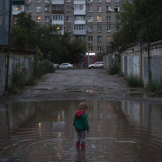 Логотип @russiadlyagrustih - россия для грустных