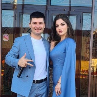 Логотип @russik200 - Руслан и Эльвира ГАДЖИЕВЫ