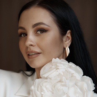 Логотип @russu_ekaterina - Екатерина Руссу | Личный бренд в Бизнесе | Кухня Методов®️