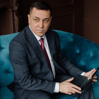 Логотип @rustamhafizov - Говорит Хафизов