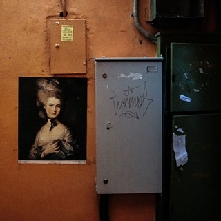 Логотип @rusthetics - Aesthetics of Russian cities