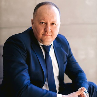 Логотип @rusyrd - Руслан. Наставник на миллиард