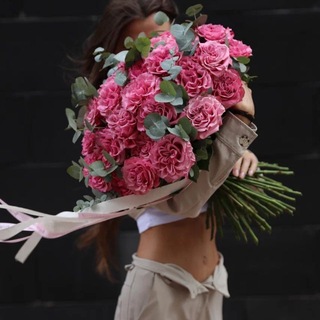 Логотип @s_floristic - Sfloristic