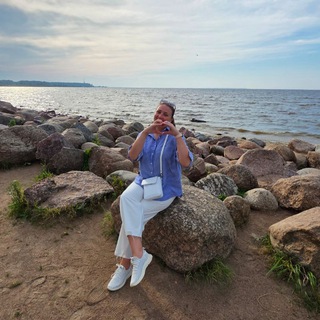 Логотип @s_knigoi_po_zhizni - С книгой📚 по жизни