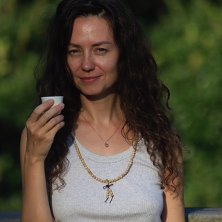Логотип @sagara_tea - Всё про чай без снобизма | Полина Сагара 🌿🍵