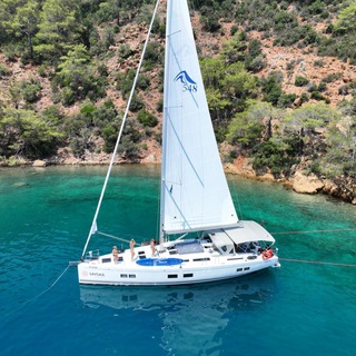 Логотип @sailing_sfc - Подними парус в мир приключений! ⛵️