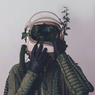 Логотип @saliz_chat - Эзотерика и маркетинг 🚀