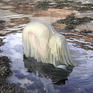 Логотип @saltandcigarette - MARY MAGDALENE