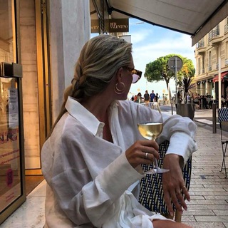 Логотип @salutmoncheri - Mon amour 🦢