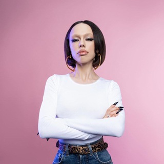 Логотип @samkamusicwow - дашка снова в топе//instasamka