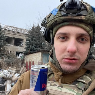 Логотип @samotniyskhid - східний