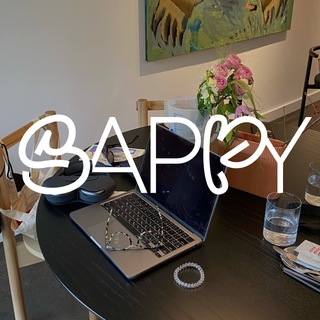Логотип @sappycoffee - капучино на безработном