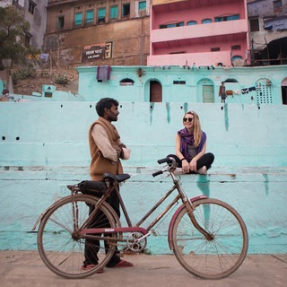 Логотип @saramelottichannel - Sara Melotti - Notes from the Road 🌏