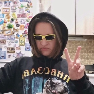 Логотип @sarrrancha - тинейджер из провинции