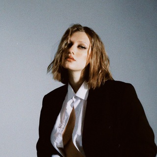 Логотип @sasha_hera - sasha hera | trends, fashion, business