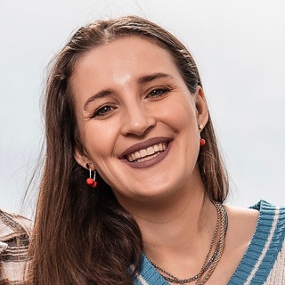 Логотип @sasha_moseykina - Александра Мосейкина