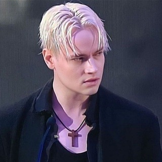 Логотип @sasha_novik_screen_shaman - Sasha Novik_screen_ SHAMAN