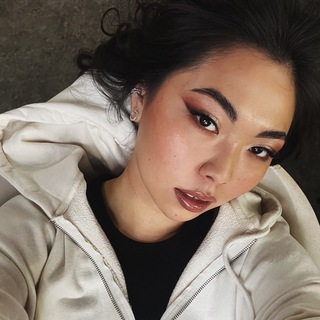 Логотип @sashabazarovaa - Фотографичная жизнь✨ SASHABAZAROVA