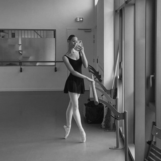 Логотип @sashechkasdiary - сашулин diary ౨ৎ