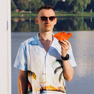 Логотип @sashka_tak_vidit - Сашка так видит