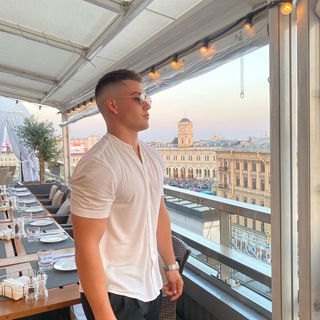 Логотип @savichevv - 🤓