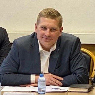 Логотип @savinov_media - Савинов-медиа