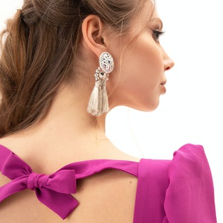 Логотип @sbornye_foto - Сборные съемки детские, предметные, взрослые ИИ сборные для Wildberries | MILRAI