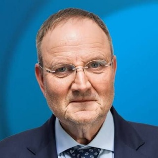 Логотип @schulerfragen - Schüler! Fragen, was ist Ralf Schüler