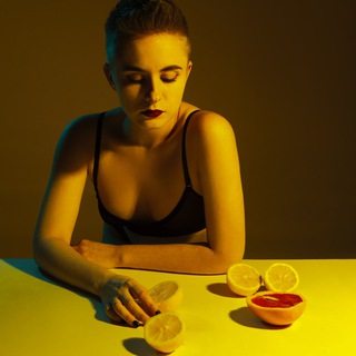 Логотип @science_is_sexy - Научный секс 📕