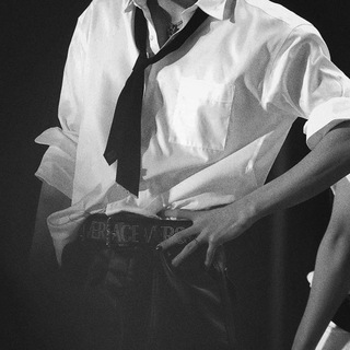 Логотип @scwfeav - fall in love with loneliness