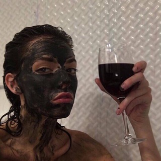 Логотип @sectofbadtaste - секта дурного вкуса