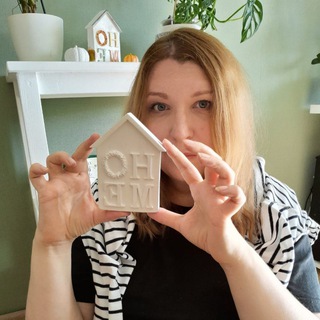 Логотип @selenacandles - Уютный декор изделия из гипса, детские раскраски, подарки, свечи на Авито♥️🎁