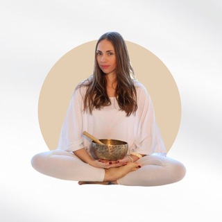 Логотип @self_love_plus - ЙОГА & ДИЗАЙН ЧЕЛОВЕКА🧘‍♀️