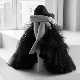 Логотип @self_made_woman - Self-made woman