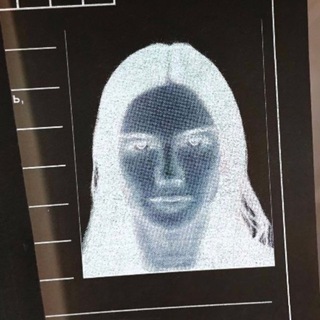 Логотип @selfietolik - Selfietolik