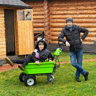 Логотип @semejnyj_ochag - Лучше, чем у подружки 👩‍❤️‍👨