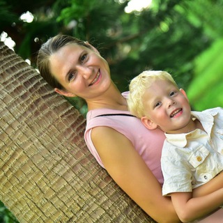 Логотип @semia_ostrov - Семейный островок с Машей и Сашей 🏝