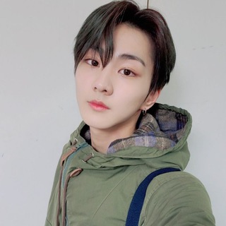 Логотип @serafinary - The greatest one.