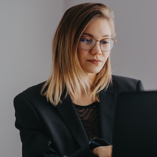 Логотип @sergeevna_ch - #Времяпомогать