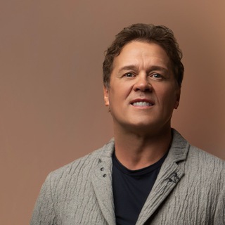 Логотип @sergeylubavin - Сергей Любавин