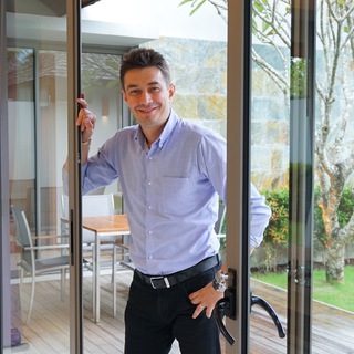 Логотип @sergeytatarinov - Недвижимость Пхукета. 2024-25