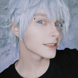 Логотип @serial_selfkiller - саму пытается что-то мутить