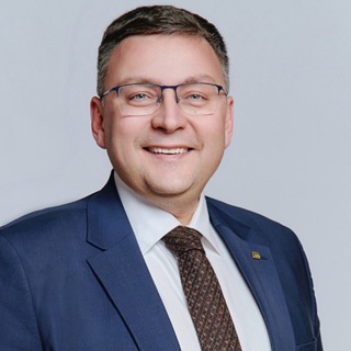 Логотип @serikov_channel - СЕРИКОВ: от первого лица