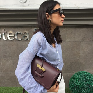 Логотип @sevara_ar - Sevara, что надеть?