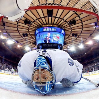 Логотип @shaibaotdena - Шайба КХЛ и НХЛ