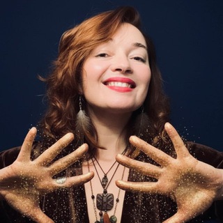 Логотип @shamankakiki - МАК послания и картины Силы Ирины Ивановой