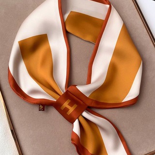 Логотип @sharfs - Платки, шарфы, перчатки